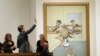 Во время торгов на аукционе Sotheby's. Нью-Йорк, 9 мая 2012 года.