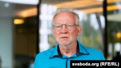 Прафэсар Андрэй Вардамацкі зь Беларускай аналітычнай майстэрні