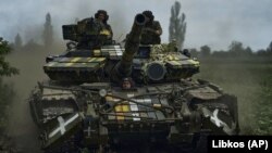 Український танк поблизу Бахмуту на Донеччині, 17 червня 2023 року, ілюстративне фото