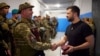 Зеленський повідомив про «дуже змістовну» нараду з військовими щодо «роботи на півдні»