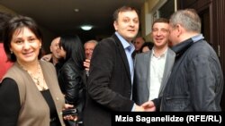 Попытка отстранить от должности Георгия Бараташвили была впервые предпринята ровно полгода назад, но тогда гендиректор Общественного вещателя отстоял свою должность в суде