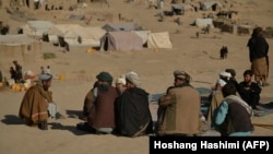 داخلي بېځایه شوي