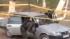 Gazak polisiýasy Tarazda awtoulagy barlaýar, 12-nji noýabr.