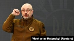  Олексій Резніков каже, що попереду «ще багато викликів і кропіткої роботи»