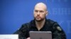 Таке рішення пояснили перевіркою даних про спробу вручити журналісту «Слідство.Інфо» повістки після публікації матеріалу про Іллю Вітюка
