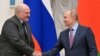 Олександр Лукашенко (л) і Володимир Путін, архівне фото