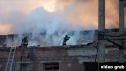 За даними ДСНС, поранені троє людей, з них – одна дитина. Загалом за медичною допомогою звернулися 12 людей
