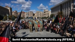 Прощання у Києві з митцем і військовослужбовцем Давидом Чичканом