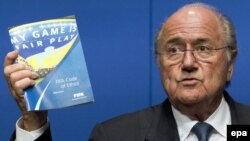 Joseph S. Blatter la o conferință de presă la Zurich