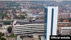 Sarajevo, zgrada institucija BiH i novoobnovljeni neboder nazvan "Zgrada bosansko-grčkog prijateljstva". 