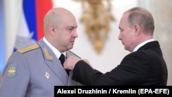 За даними британських військових, командування Південним військовим округом передали генералу-полковнику Сергію Суровікіну