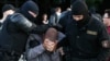 Попри схожу мотивацію, «поліцейська держава» у Білорусі набагато сильніша, ніж в Україні, водночас громадянське суспільство та вільні ЗМІ слабкіші, вважає Герінґ