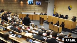 Državnog zakona nema, ali entiteti imaju obavezu usvojiti zakon o oduzimanju nelegalne imovine kojim će biti precizirano formiranje agencije koja će oduzimati imovinu stečenu kriminalnim radnjama i način rapolaganja njom. Fotografije: Midhat Poturović