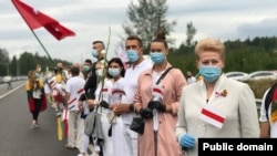 «Ланцуг салідарнасці» зь Беларусьсю ў Літве удзелам экс-прэзыдэнткі Далі Грыбаўскайце.