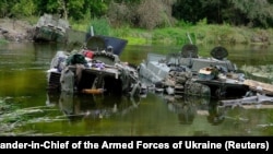 Покинута російська військова техніка при відступі армії РФ у Харківській області. Фото було опубліковане 11 вересня 2022 року