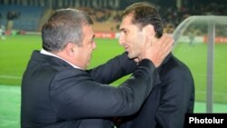 Саргис Овсепян (слева) и глава ФФА Рубен Айрапетян