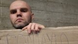 15 украинцев объявили голодовку, требуя встречи с представителями посольства