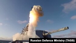 Три великих десантних кораблі прямують до пункту базування в окупованому Севастополі, додали в ОК «Південь» (фото ілюстративне)