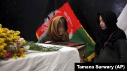 د ناکامورا مړی د شنبه په ورځ له افغانستان څخه جاپان ته ولیږدول شو.
