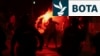 Çfarë qëndron mbrapa protestave të dhunshme në Serbi?