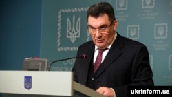 За словами Данілова, на сьогодні достеменно відомо про 61 громадянина України, проти якого США запровадили санкції