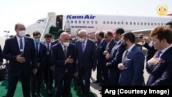 جمهوررئیس غني پلازمېنې تاشکند ته ورسېد