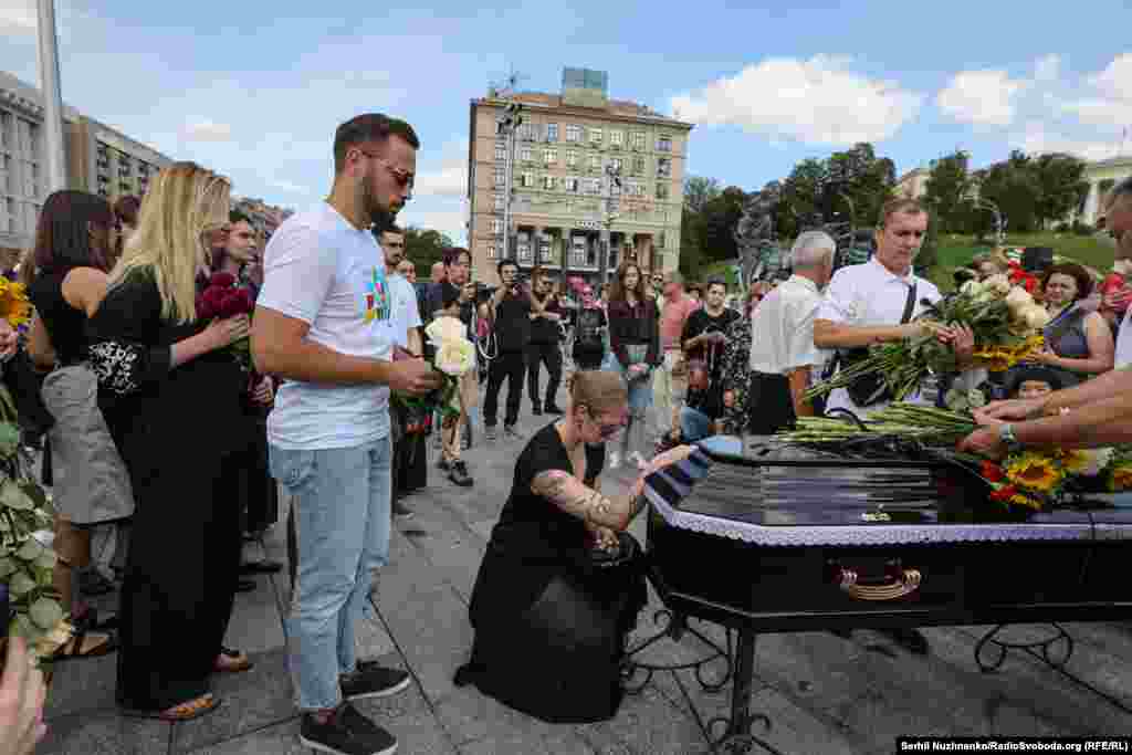 Mourners pay their respects at the funeral of Ukrainian journalist Viktoria Roshchyna, who died in Russian captivity, on August 8.
