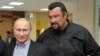 Стівен Сігал хвалить Путіна і ФСБ напередодні Олімпіади в Сочі