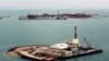 Искусственные острова на морском месторождении Кашаган. 7 апреля 2013 года. 