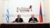 Совместная пресс-конференция глав МИД Армении и Уругвая – Эдварда Налбандяна (справа) и Луиса Альмагро, Ереван, 4 мая 2012 г. 