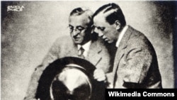 Frații Josef și Carel Capek