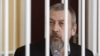 У абвінавачаньні Саньнікава — праслухоўваньне размоў і фрагмэнты выступаў на тэлебачаньні