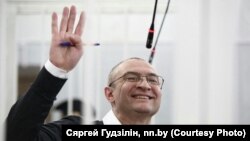 Архіўнае фота. Аляксандар Мураўёў у судзе, 2016 год 