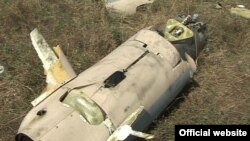 Обломки летательного аппарата, которые, по утверждению армянских ВС, являются обломками азербайджанского беспилотника, сбитого 12 сентября. 