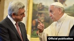 Vatican - Pope Francis meets with Armenian President Serzh Sarkisian in the Vatican, 5 April 2018.