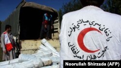 خو د افغاني سرې میاشتې ټولنه وايي، وروستي ناسم اقتصادي وضعیت لامل شوی چې دا بهیر پڅ شي.