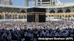 د بیتالله شریف یو انځور