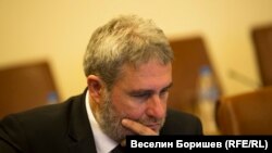 Boil Banov