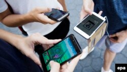 Основною метою закону є захистити мільйони дітей від телефонної залежності, допомогти їм краще сфокусуватися на заняттях та покращити дисциплінованість
