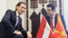 Сојузниот министер за Европа, интеграција и надворешни работи на Република Австрија, Себастијан Курц во посета на Република Македонија. Курц се сретна со министерот за надворешни работи Никола Попоски.
