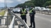 У Києві перекрили міст Метро через повідомлення про мінування – поліція