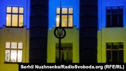Постанова дозволить привести Положення про підготовку і проведення призову на строкову військову службу та прийняття призовників на військову службу за контрактом у відповідність до законодавства