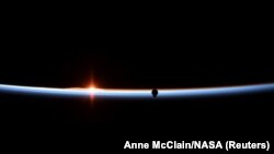 Ілюстраційне фото (SpaceX Crew Dragon capsule)