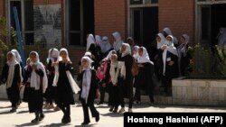 یکی از مکتبهای دختران در هرات