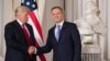 Президент США Дональд Трамп ипрезидент Польши Анджей Дуда во время встречи в Королевском дворце в Варшаве. 6 июля 2017 года. 