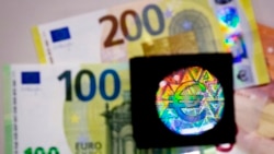 Kartmonedha në vlerë prej 100 dhe 200 eurosh. Fotografi ilustruese nga arkivi. 