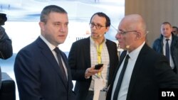 Министърът на финансите Владислав Горанов и шефът на БНБ Димитър Радев