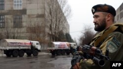 Українські прикордонники заявляють, що не отримали можливості належно оглянути колони автомобілів, що прослідували з Росії до ОРДЛО