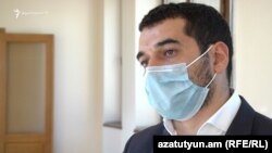 Депутат НС от правящего блока «Мой шаг »Грачья Акопян дает интервью Радио Азатутюн, Ереван, 1 июня 2020 г. 
