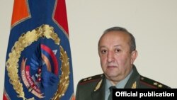 Бывший начальник Генштаба ВС Армении Мовсес Акопян (архив)